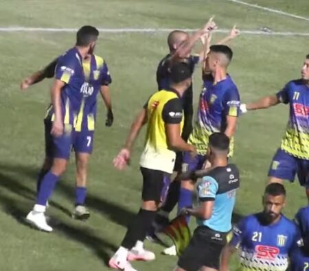 Fútbol: Mitre ganó, goleó, es campeón y logró el ascenso al Federal "A" imagen-5