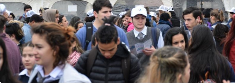 Estudiantes terciarios y universitarios podrán tramitar el Beeg en puntos móviles imagen-10