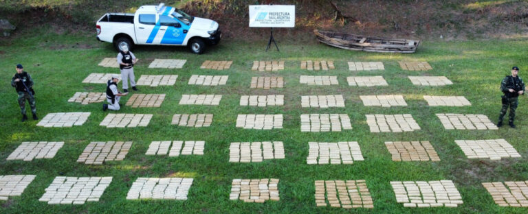 Decomisan un cargamento de más de una tonelada y media de marihuana cuyo valor supera los $4.000 millones imagen-27