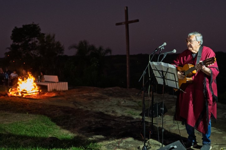 La primera Serenata en el cerro Mbororé estuvo cargada de belleza e historia imagen-8