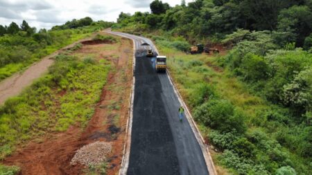 Pavimento Urbano de la DPV aporta infraestructura en El Soberbio imagen-5