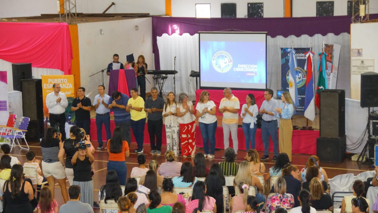 Se realizó en Puerto Esperanza la primera jornada del Parlamento de la Mujer 2025 imagen-9