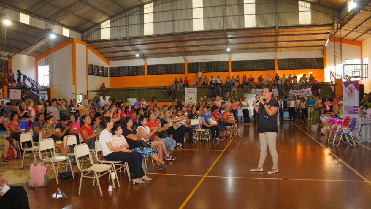 Se realizó en Puerto Esperanza la primera jornada del Parlamento de la Mujer 2025 imagen-8