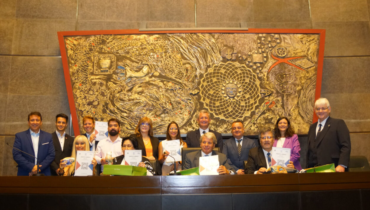 Disertantes de la Jornada de Derecho Administrativo conocieron la Legislatura imagen-6