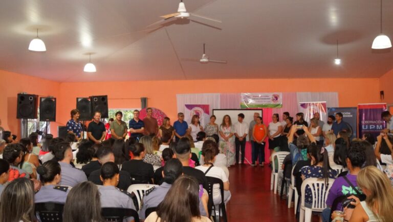 Parlamento de la Mujer 2025: "Desde este espacio vamos a seguir impulsando leyes que generen oportunidades, que protejan y empoderen", destacaron en Dos Hermanas imagen-10