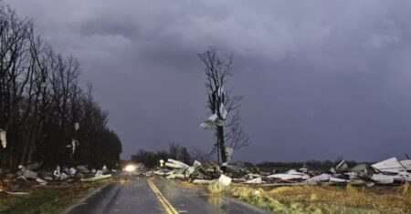 Tornados y tormentas de granizo azotan a EEUU: reportan al menos 32 muertos y más de 30 heridos imagen-9