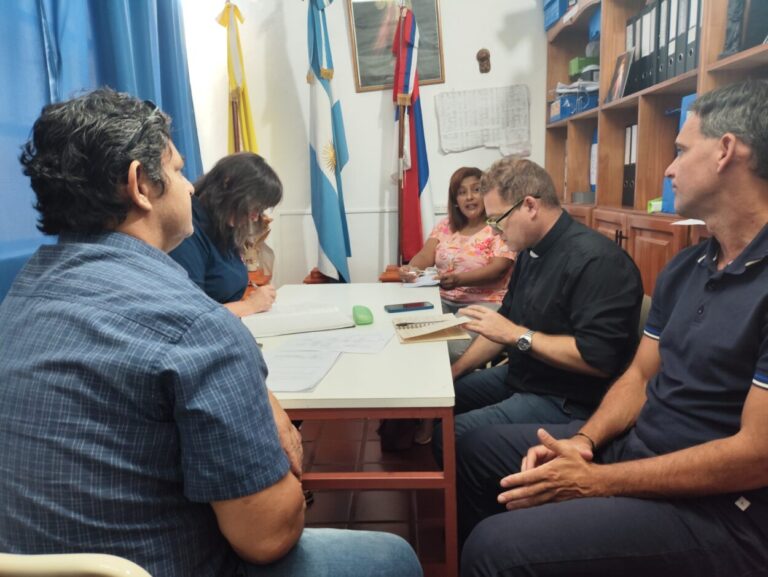 El Ises renueva su compromiso educativo con dos extensiones áulicas gratuitas en Itaembé Guazú e Itaembé Miní, destacan El Ises renueva su compromiso educativo con dos extensiones áulicas gratuitas en Itaembé Guazú e Itaembé Miní, destacan imagen-43