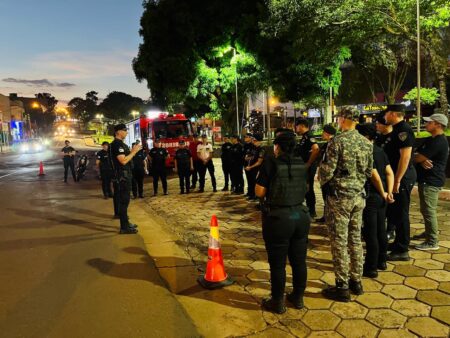 La Policía desplegó a más de 1.500 efectivos focalizados a la seguridad en barrios de toda la provincia imagen-5