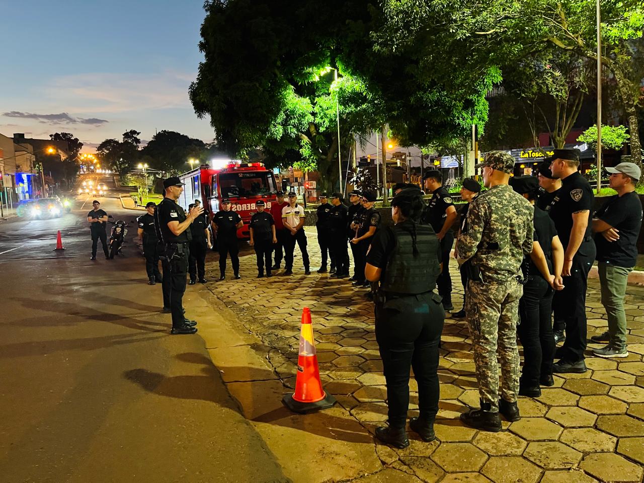 La Policía desplegó a más de 1.500 efectivos focalizados a la seguridad en barrios de toda la provincia imagen-6