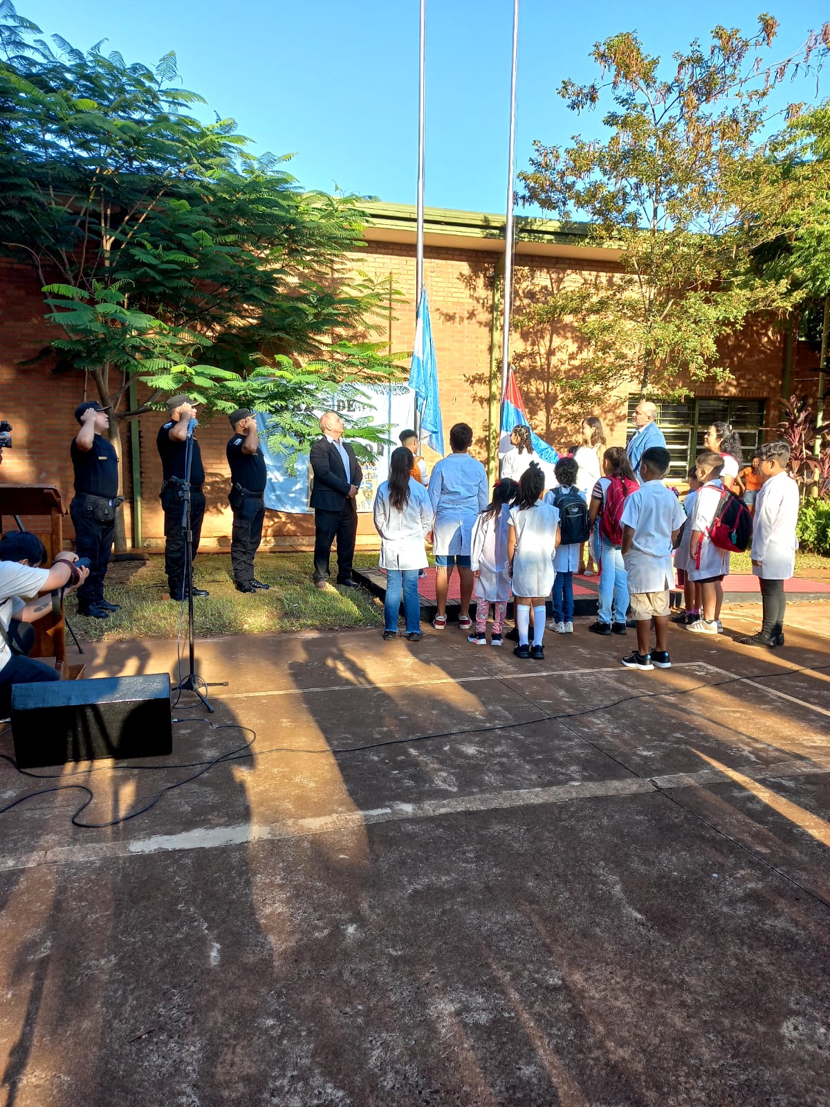 Seguridad en las escuelas: la Policía inició un dispositivo de prevención en toda la provincia imagen-4