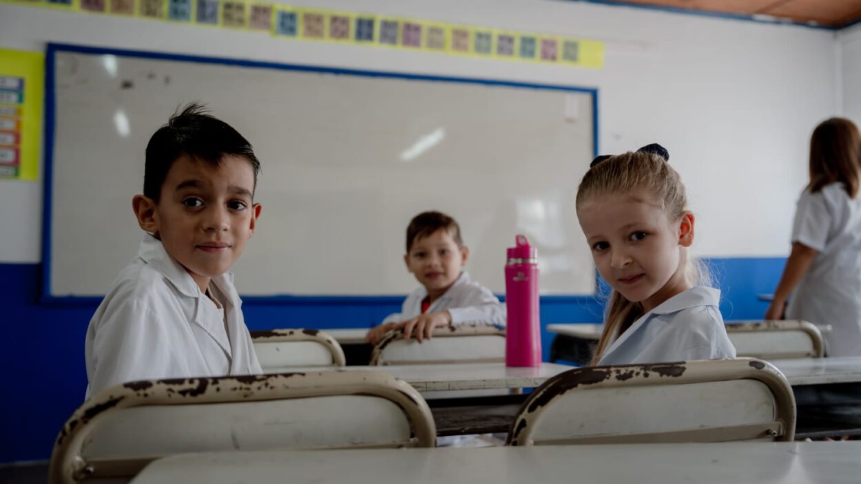 Con un acto oficial en la Escuela 675, Misiones dio inicio al ciclo lectivo 2025 imagen-10