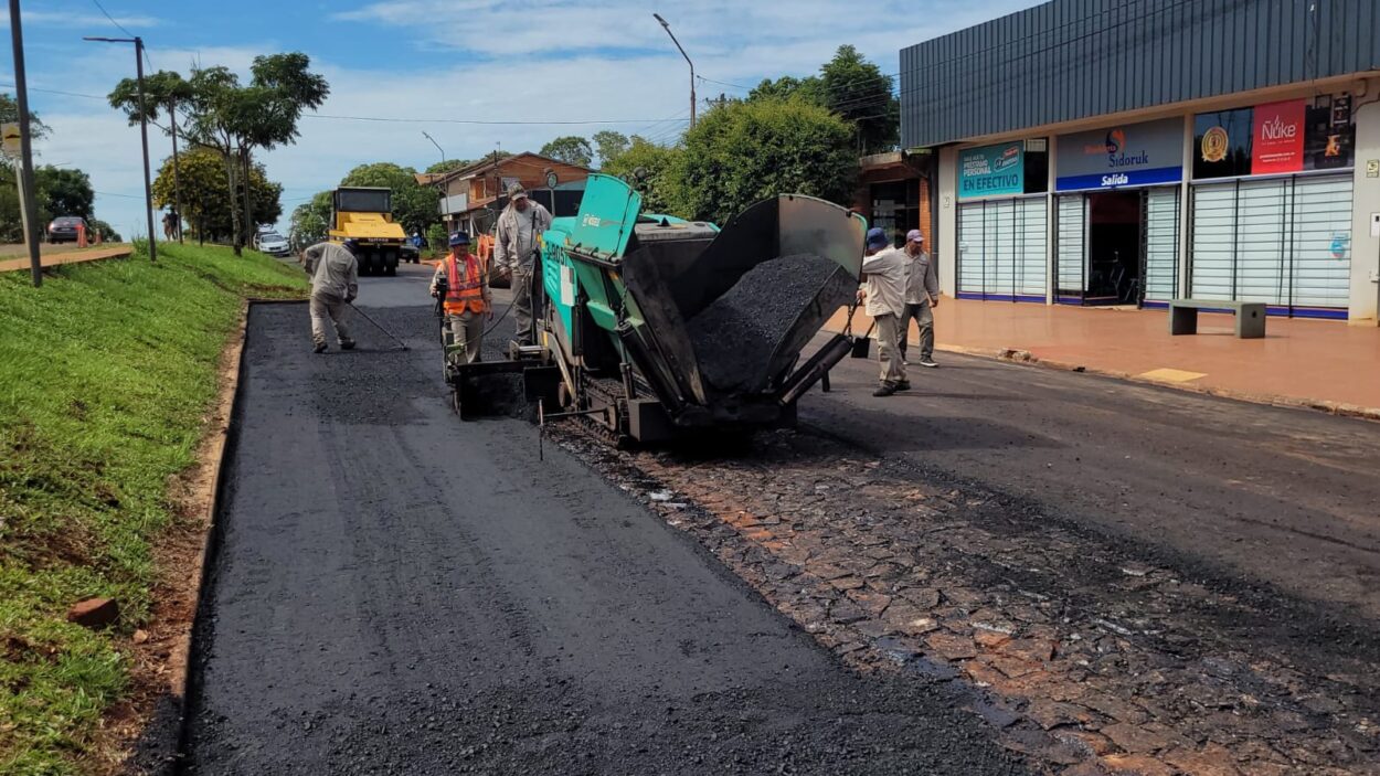 Pavimento Urbano: La DPV jerarquiza la zona urbana de Campo Grande imagen-4