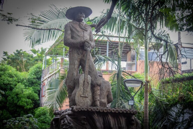 Emotiva celebración por el Día del Gualambao en el natalicio de Ramón Ayala imagen-27