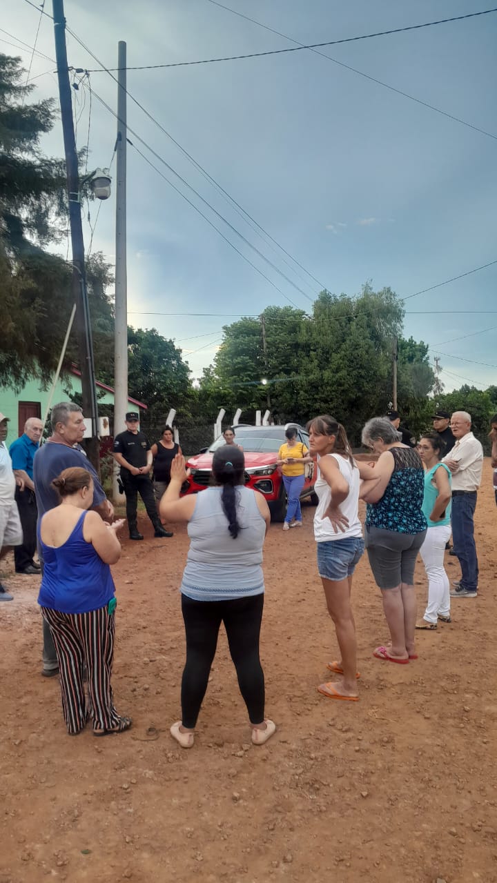 La Policía busca fortalecer los vínculos con los vecinos para mejorar la seguridad en los barrios imagen-4