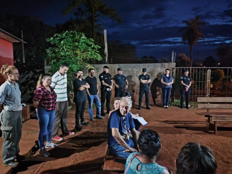 La Policía busca fortalecer los vínculos con los vecinos para mejorar la seguridad en los barrios La Policía busca fortalecer los vínculos con los vecinos para mejorar la seguridad en los barrios imagen-37