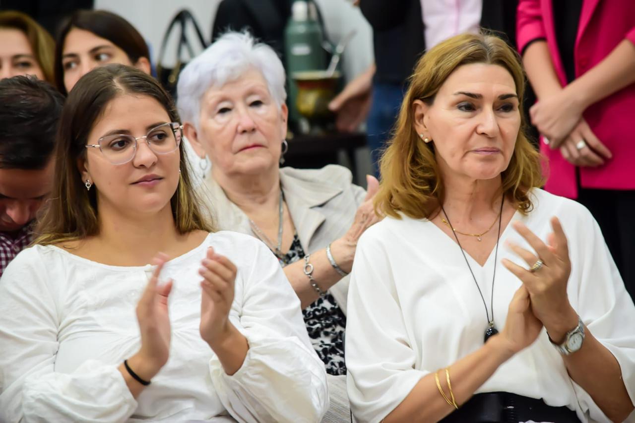 Se presentó el Parlamento de la Mujer con una agenda que potencia el rol femenino en la sociedad imagen-2