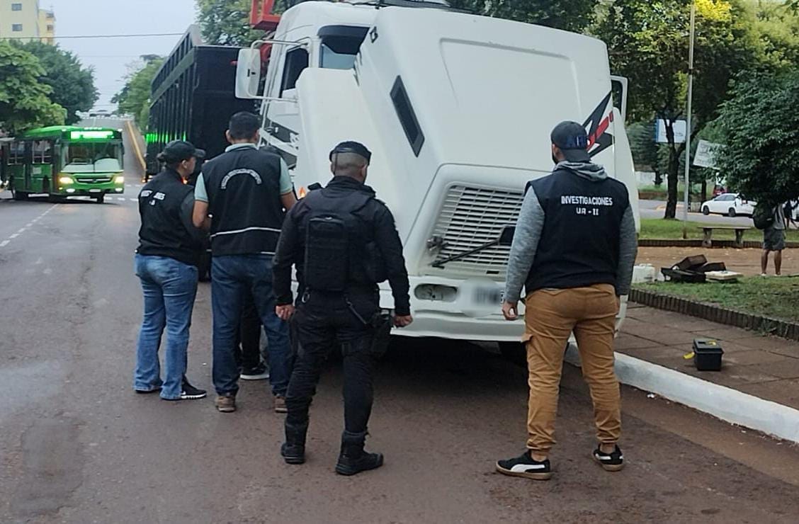 Caso de malversación de fondos en Chaco: un camión vinculado a la causa fue incautado por la Policía de Misiones imagen-2