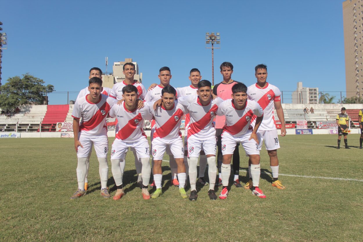 Fútbol: Guaraní debutó con una victoria imagen-14