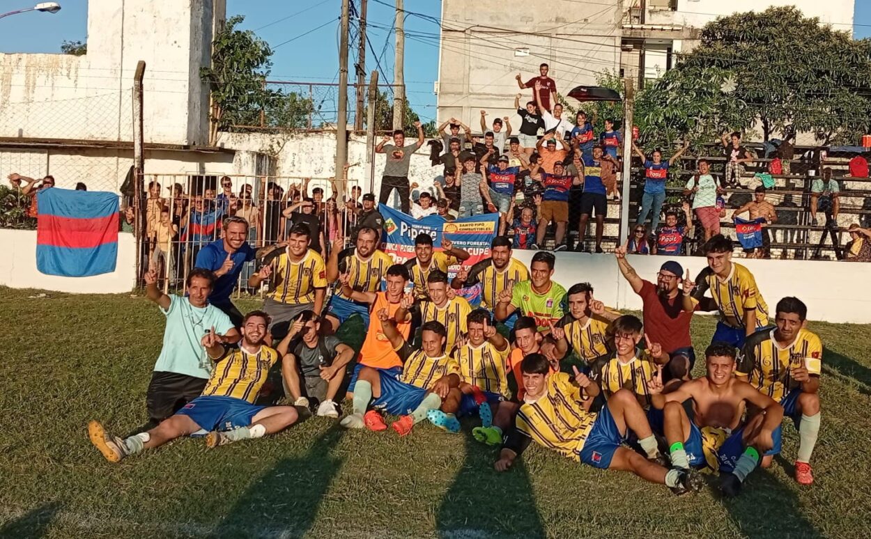 Fútbol Posadeño: Tigre volvió a primera imagen-18