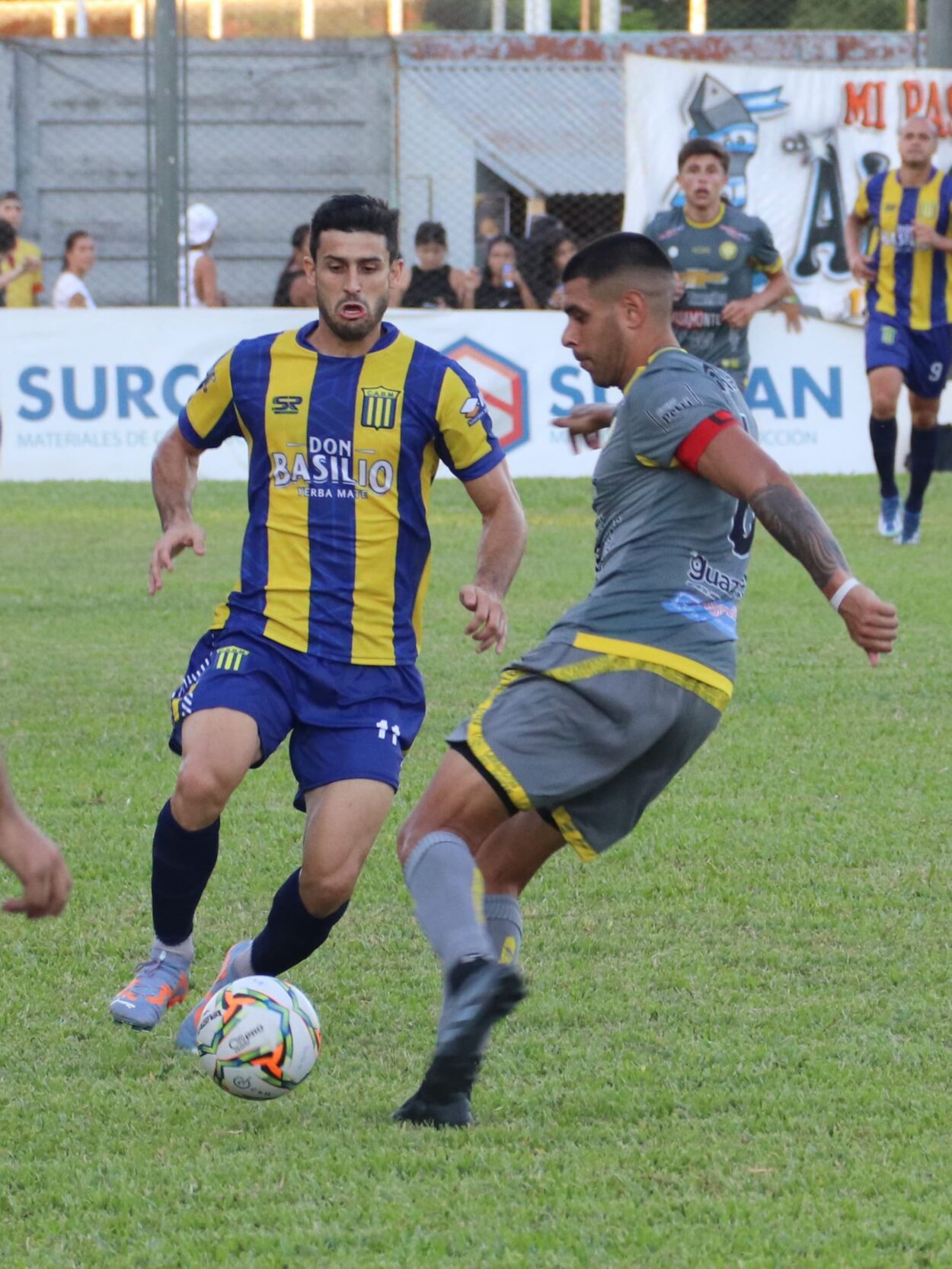 Fútbol: en duelo de misioneros Mitre fue más que Crucero imagen-4