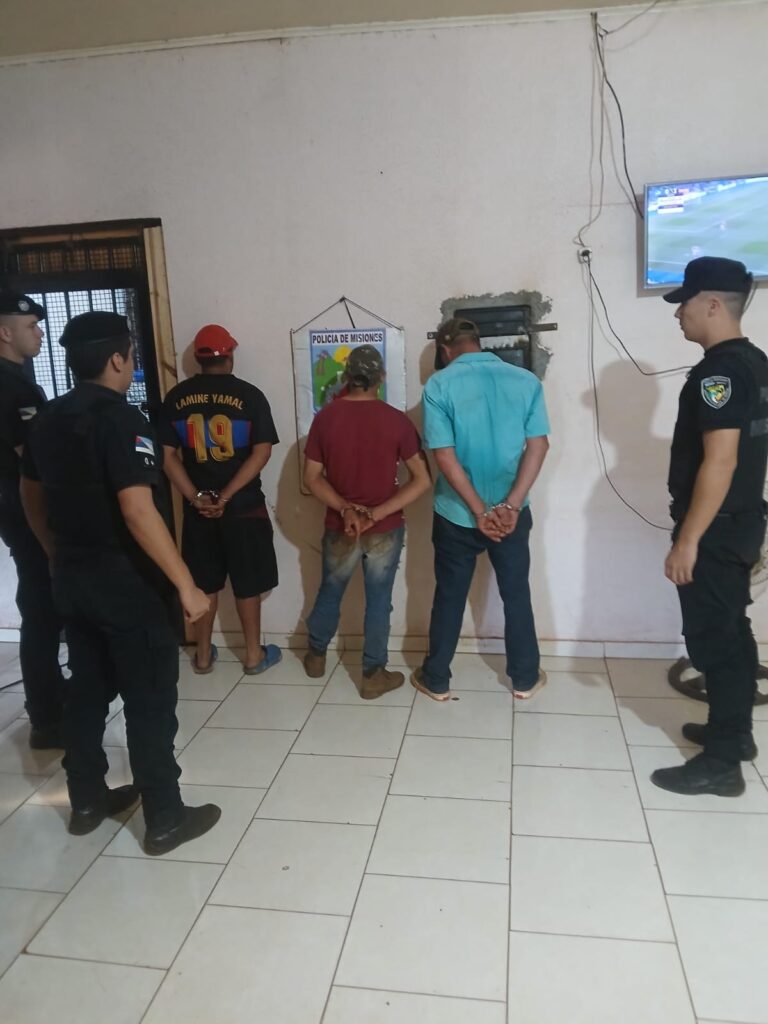 San Antonio: arrestan a los presuntos cómplices del conductor que atropelló a Cintia Pintos imagen-18