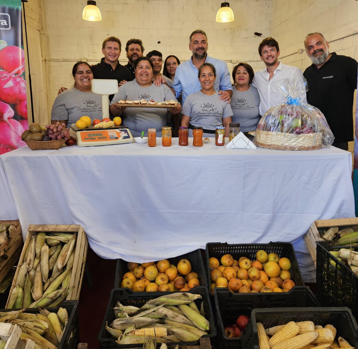 Rescatan del Mercado Central casi una tonelada de alimentos a distribuir en comedores de Posadas imagen-6