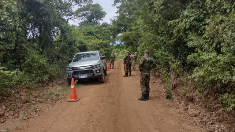 Desarticulan campamento de cazadores furtivos ubicado en un lote privado cercano al Parque de la Sierra imagen-47