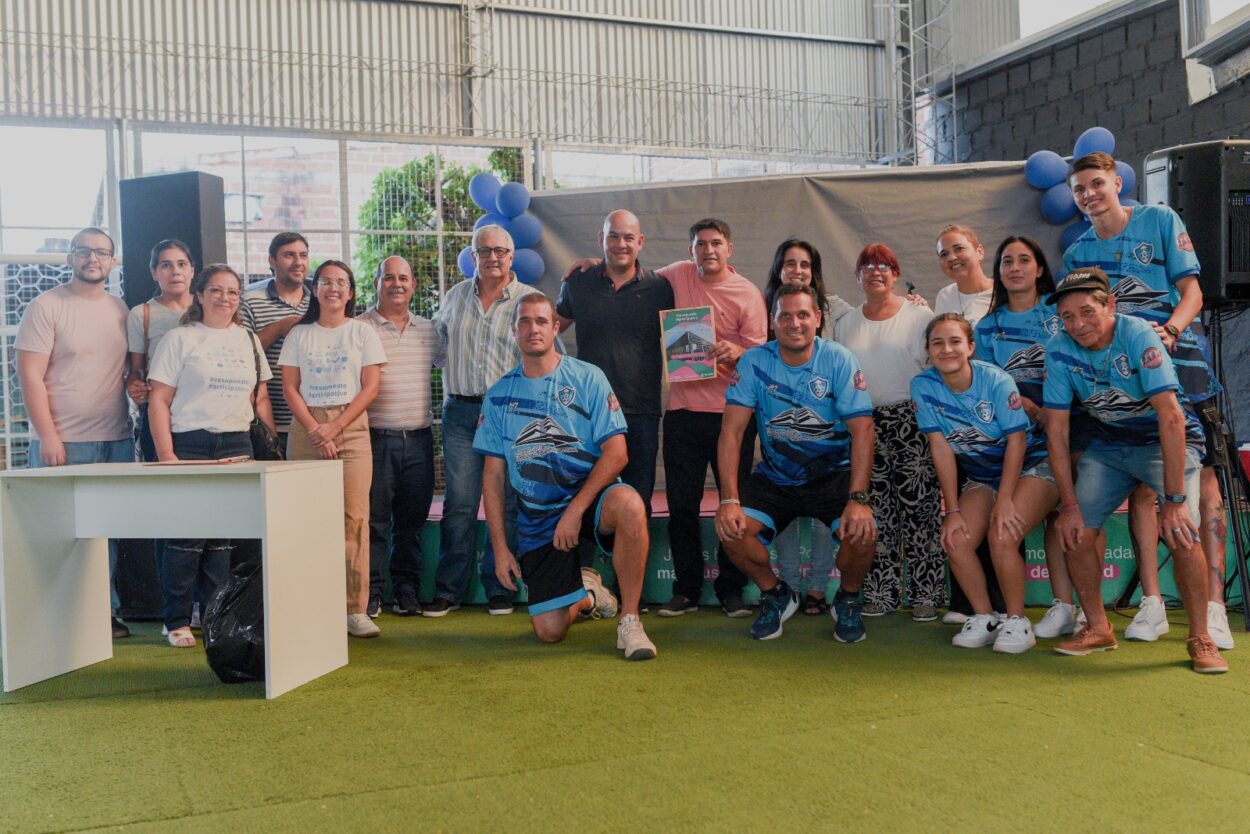 Con gran participación de vecinos de la Chacra 49, inauguraron las obras de remodelación del Polideportivo "Los Peques" imagen-6