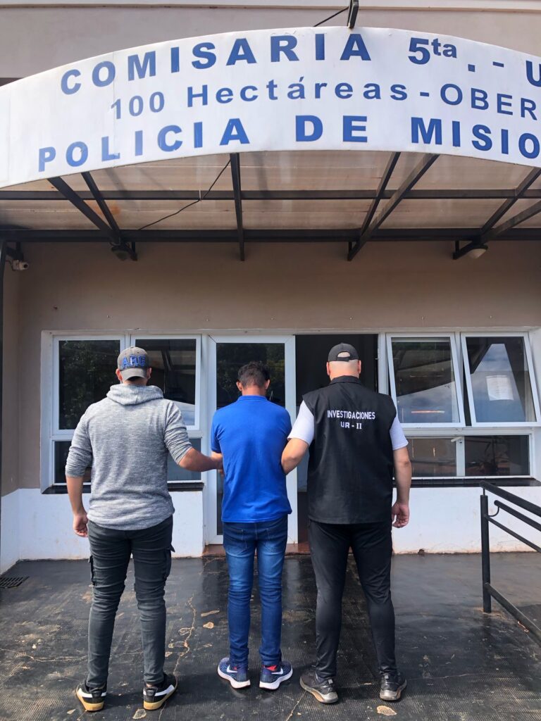 Oberá: Fue detenido por la Policía tras atacar a su vecino con un machete imagen-44