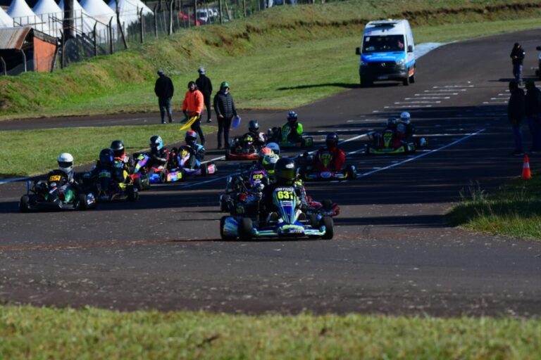 Karting: Oberá recibe el inicio del Campeonato 2025 imagen-32