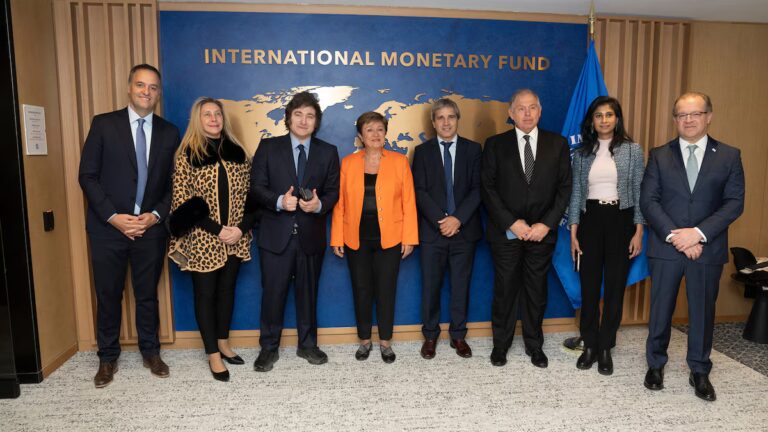 Desembolsos, pagos y plazos de gracia: qué dice el nuevo programa entre la Argentina y el FMI Desembolsos, pagos y plazos de gracia: qué dice el nuevo programa entre la Argentina y el FMI imagen-6