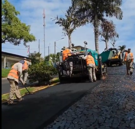 Obras de infraestructura vial en municipios permiten que se brinde un mejor servicio público, dijo Macías imagen-6