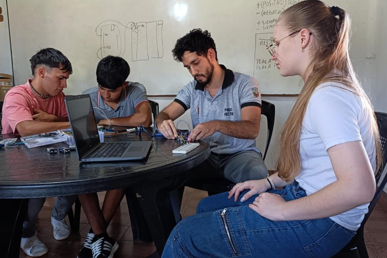 La Escuela de Robótica, a través de la Red de Espacios Maker, inicia las clases en todos los municipios de la Provincia imagen-2