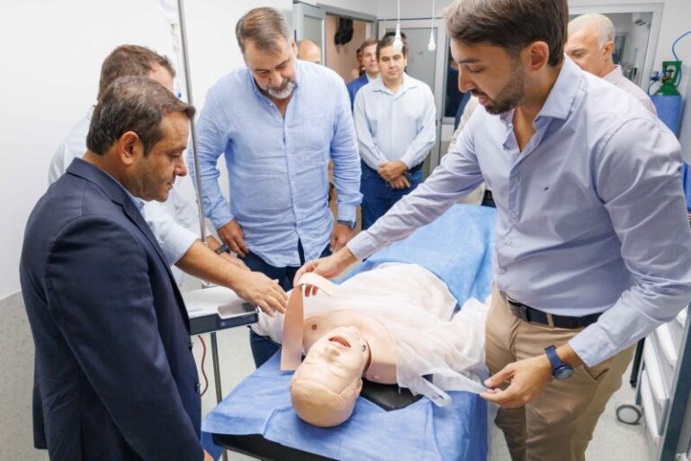 Inauguran Centro de entrenamiento y simulación en anestesia imagen-4