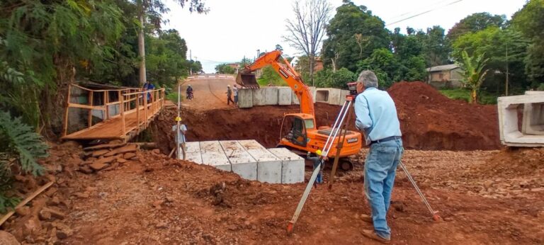 Nueva alcantarilla aportará soluciones en Jardín América imagen-14