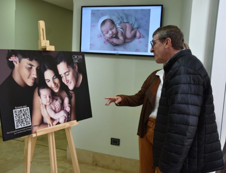 La Legislatura inauguró una muestra fotográfica que celebra la vida y los vínculos imagen-31