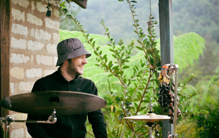 Este viernes, el percusionista Rafa Lozina presentará en el Cidade un tributo a la amistad con música del Brasil imagen-20