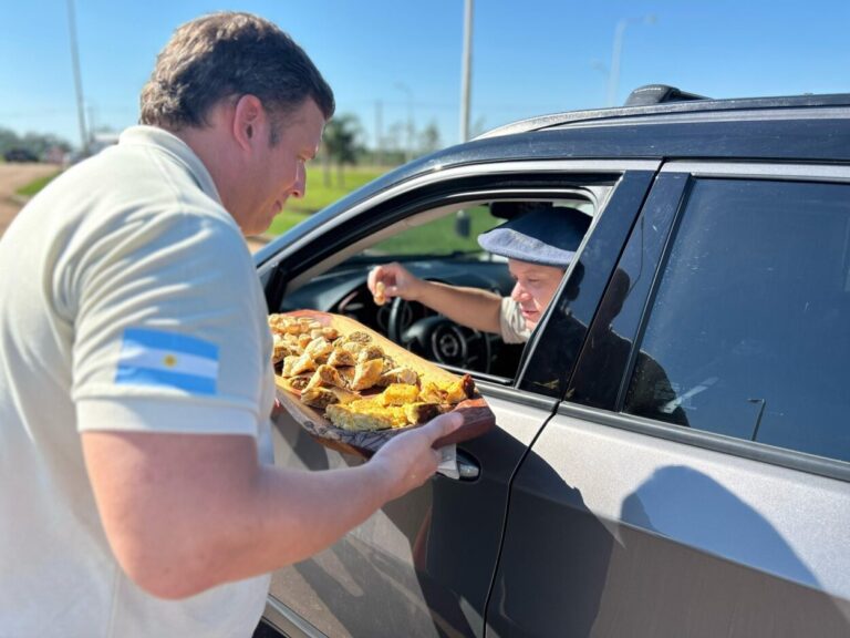 Semana Santa en Misiones: «Recibimos a los turistas con lo mejor de lo nuestro», dijo Arrúa Semana Santa en Misiones: "Recibimos a los turistas con lo mejor de lo nuestro", dijo Arrúa imagen-38