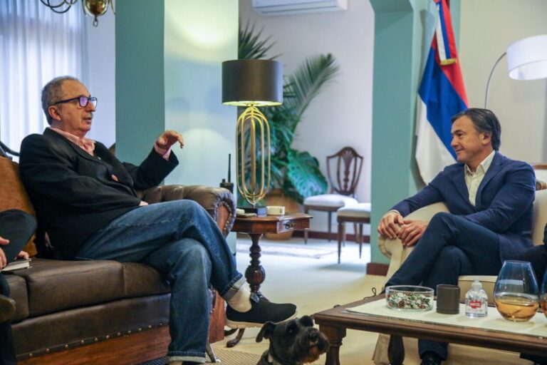 Passalacqua se reunió con el nuevo Gerente del Banco Macro imagen-26