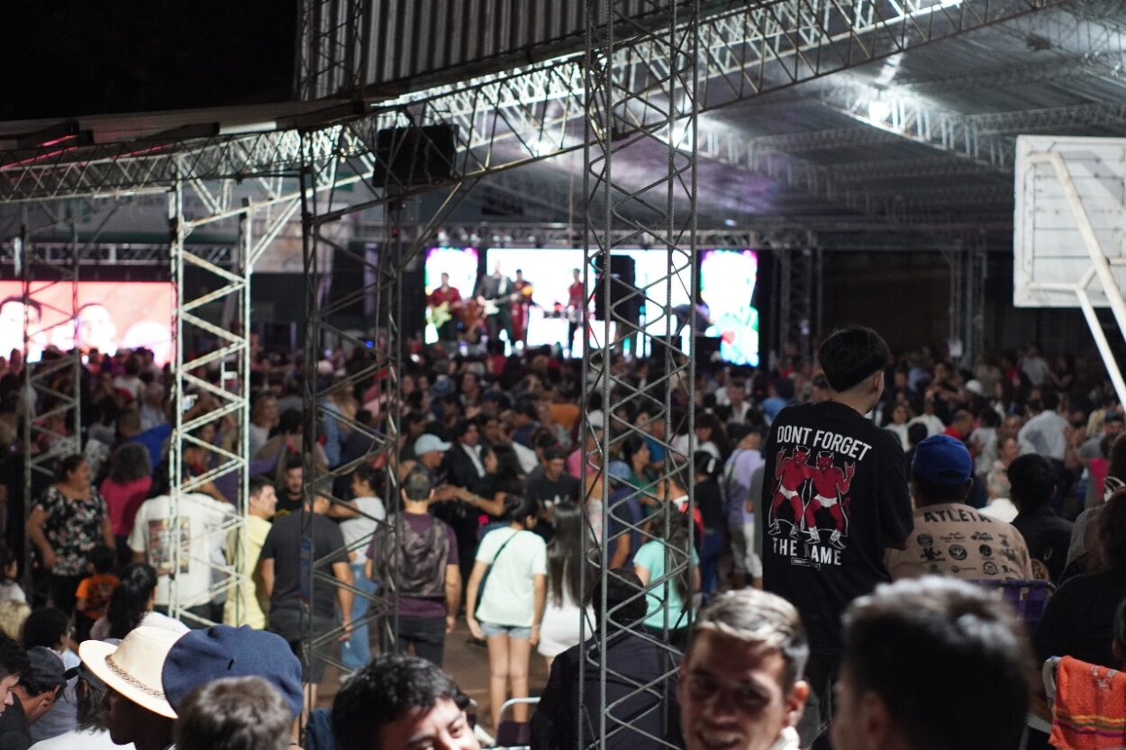 Herrera Ahuad y Macías compartieron el cumpleaños del concejal Pablo Velázquez y el festejo anticipado por el Día del Trabajador imagen-4