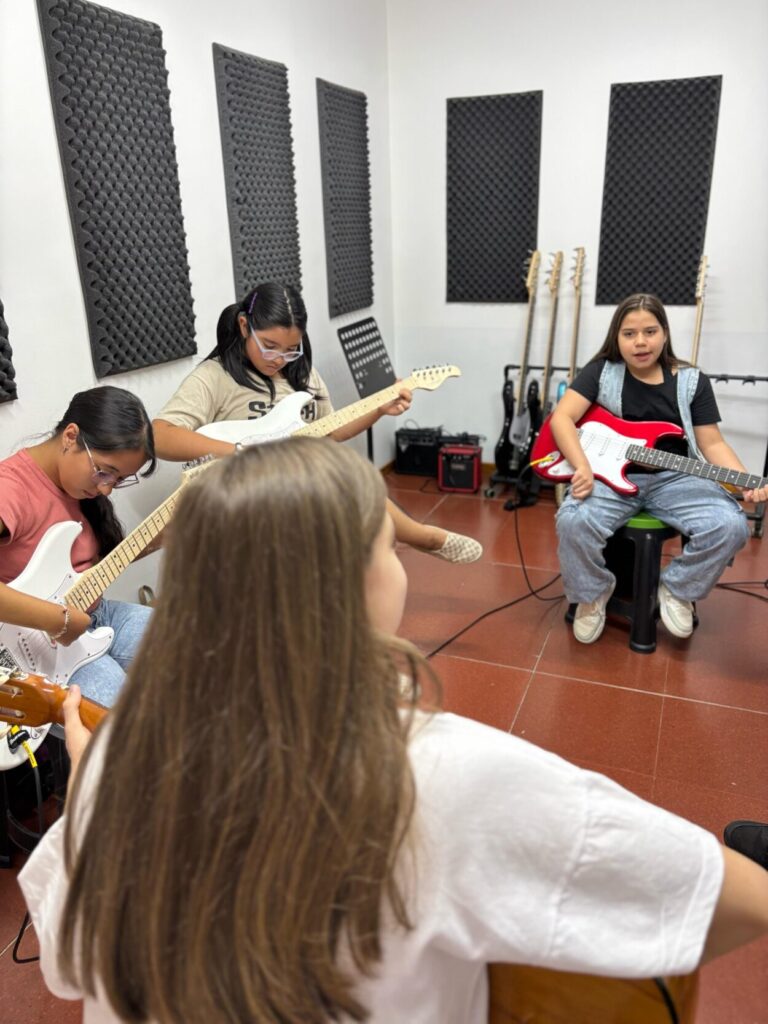 La Fábrica Creativa inició sus clases dentro un espacio integral e inclusivo imagen-16