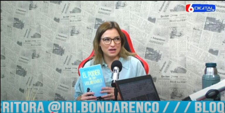 Bloque de lectura: Tres libros fundamentales de desarrollo personal para cambiar tu perspectiva y mejorar las relaciones interpersonales imagen-37