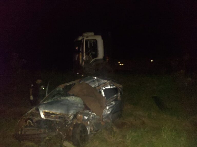 Puerto Esperanza: choque entre dos vehículos dejó un fallecido imagen-36