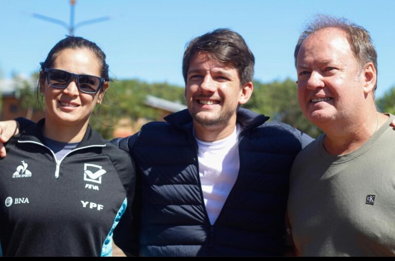 "El compromiso de la ciudadanía en afiliarse al partido fortalece el espacio político que lidera Rovira", dijo el diputado Roa imagen-19