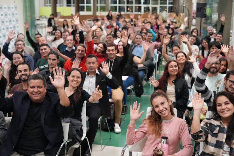 Récord de emprendedores en el lanzamiento del Posadas Startup 2025 imagen-37
