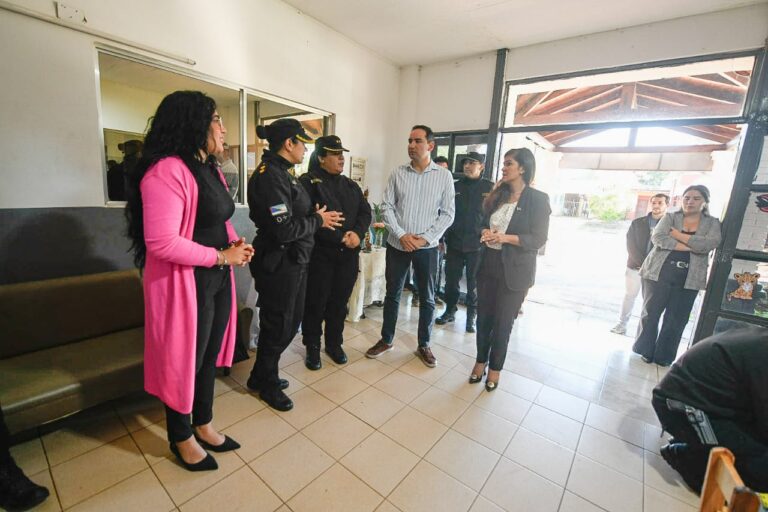 Inauguraron un nuevo Espacio Amigable en la Comisaría Sexta de Posadas imagen-35