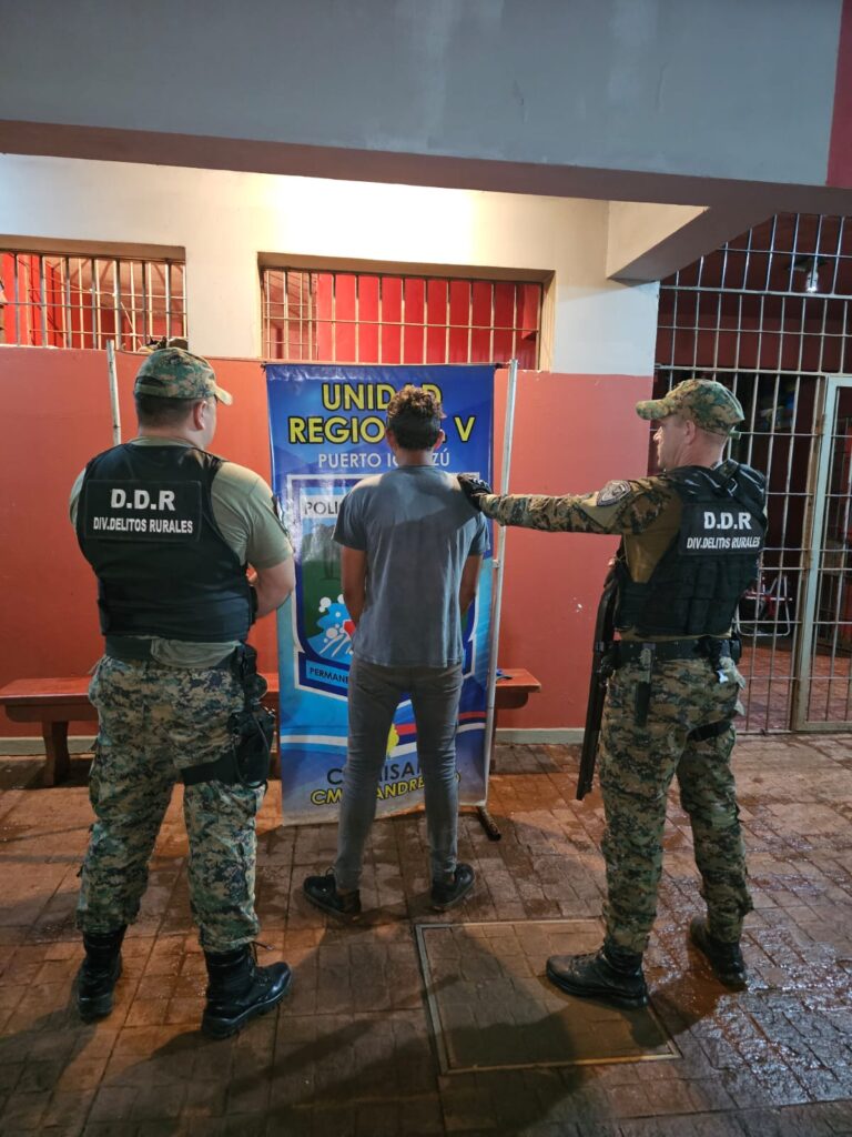 Detuvieron a un hombre que hirió a su vecino de un disparo imagen-22