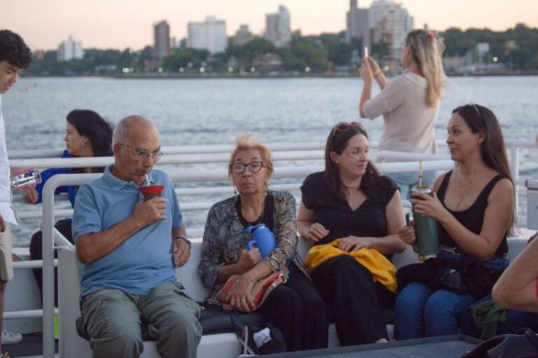 “Al garete”, una tarde de Pascua en familia sobre el Paraná “Al garete”, una tarde de Pascua en familia sobre el Paraná imagen-23