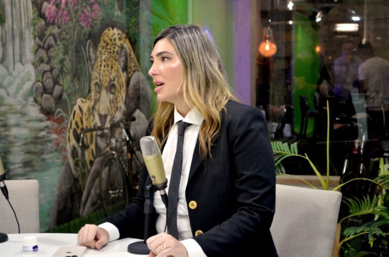 Especialista en medicina estética no invasiva se capacitó en San Pablo con creador de novedosa técnica de embellecimiento imagen-9