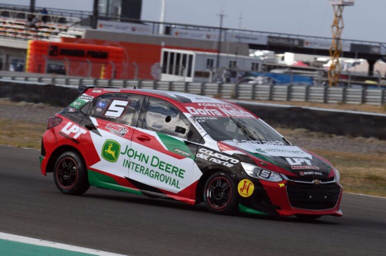 Automovilismo: Pastori hizo la pole y fue 3ro en su serie de la Clase 2 imagen-14